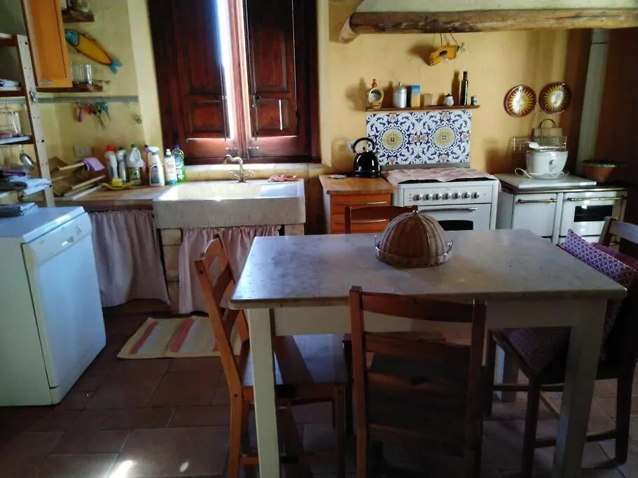Chalet Casa Adriana Affascinante Casa In Pietra Villa Buseto Palizzolo