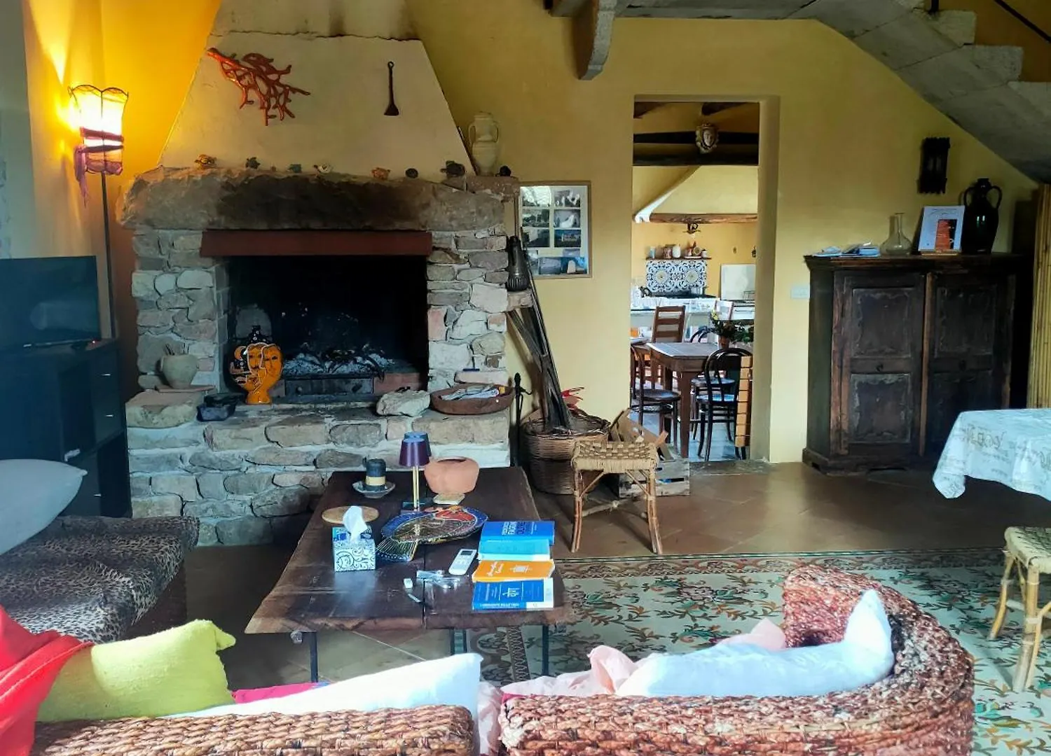 Chalet Casa Adriana Affascinante Casa In Pietra Villa Buseto Palizzolo Italy